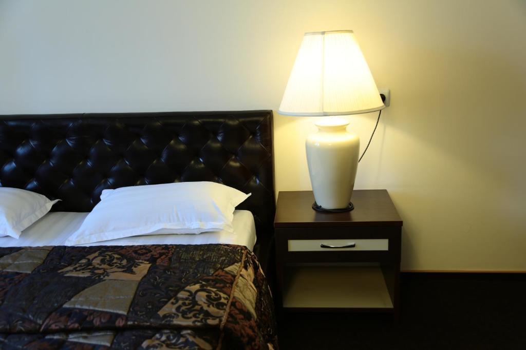 Salem On Samal Hotel Almaty Phòng bức ảnh