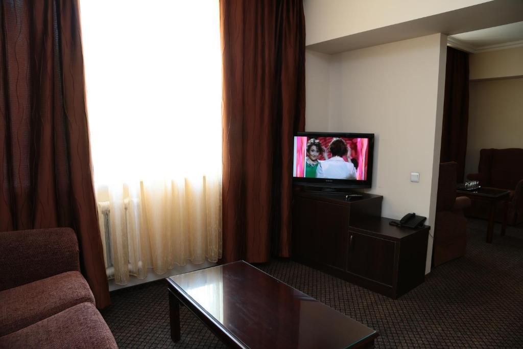 Salem On Samal Hotel Almaty Phòng bức ảnh